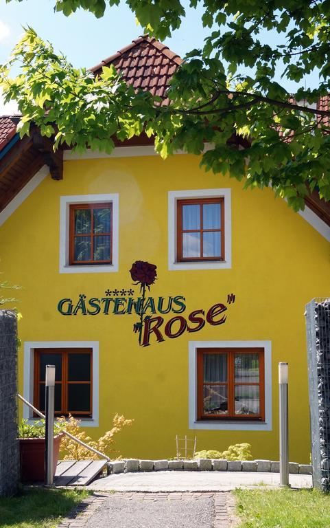 Haus Rose Apartamento Wenigzell Exterior foto
