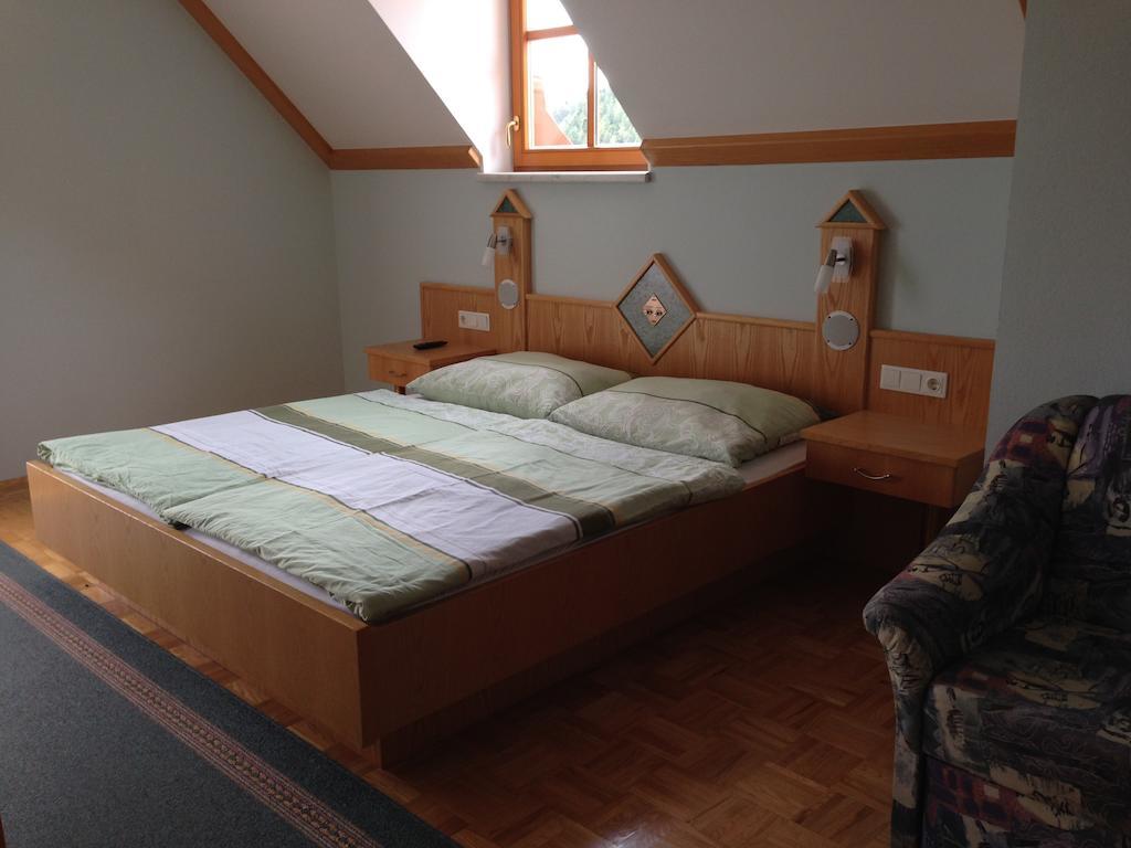 Haus Rose Apartamento Wenigzell Quarto foto